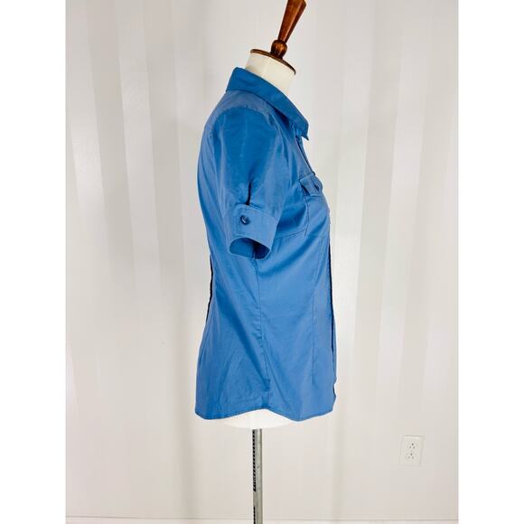 NEW YORK & CO Women’s Blue Button Up Top Sz M - Picture 2 of 9